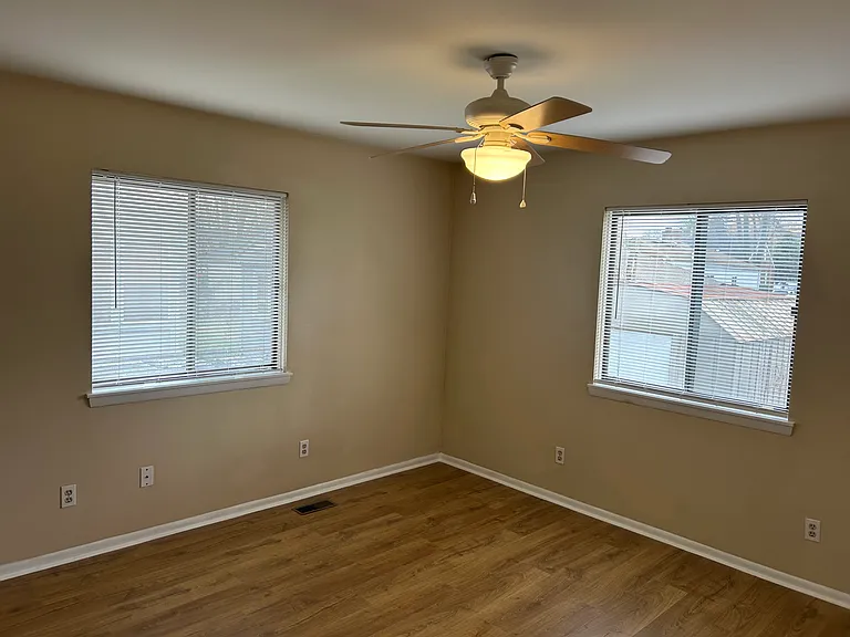 325 W Woodruff Ave — Photo 14