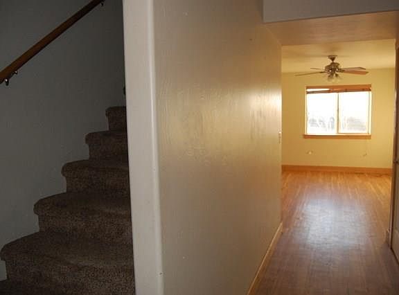 3rd image of 610 Sunrise Ct