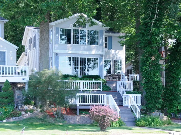 4440 Trails End Rd, Middleville, MI 49333