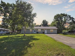 12570 Dorr Rd, Rockton, IL 61072