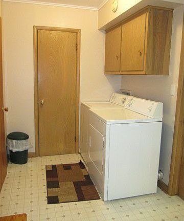 4th image of 2214 N Quincy St