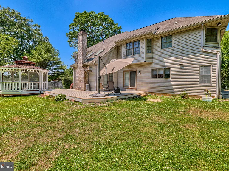 15 Scenic Dr — Photo 36