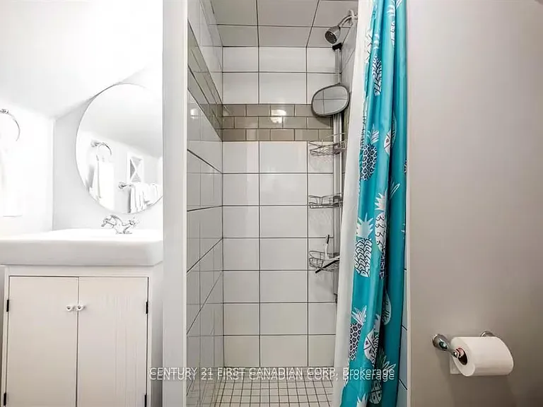 705 Conservation Dr #B — Photo 18