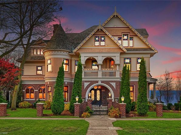 Waterfront Port Dalhousie St Catharines Waterfront Homes For Sale 8 Homes Zillow