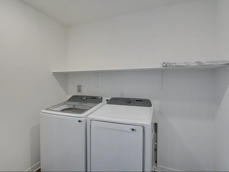10303 Dallington St — Photo 7