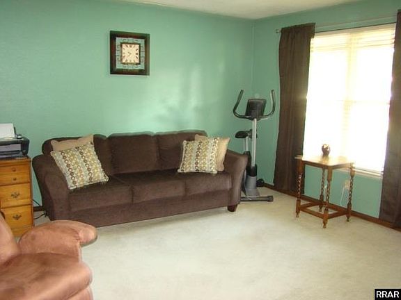 2nd image of 1298 Rolling Meadows Dr