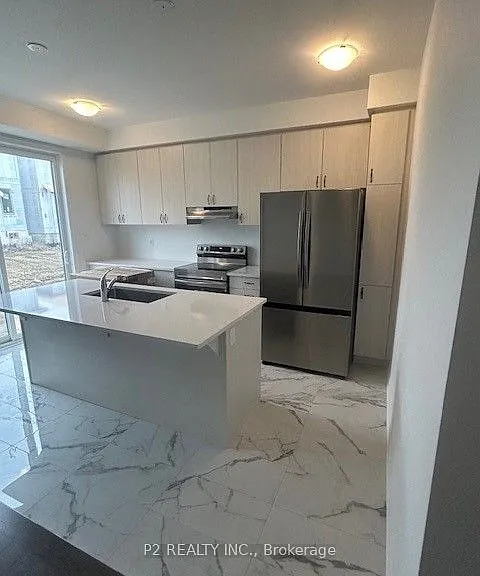 384 Madelaine Dr — Photo 7