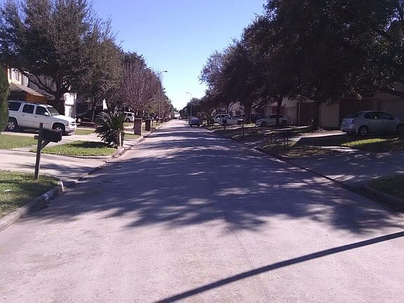 5th image of 7122 Bayou Crest Dr