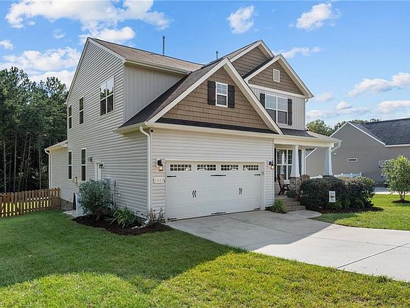 2nd image of 2867 Bingham Dr