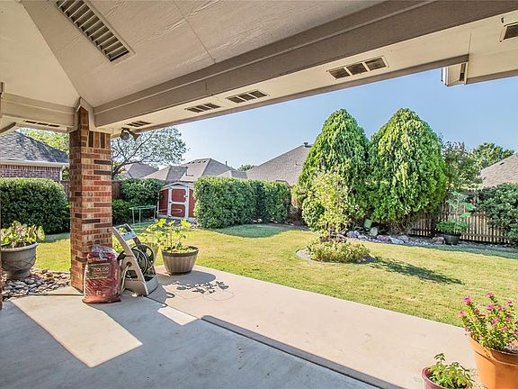 2nd image of 2704 Flint Rock Dr