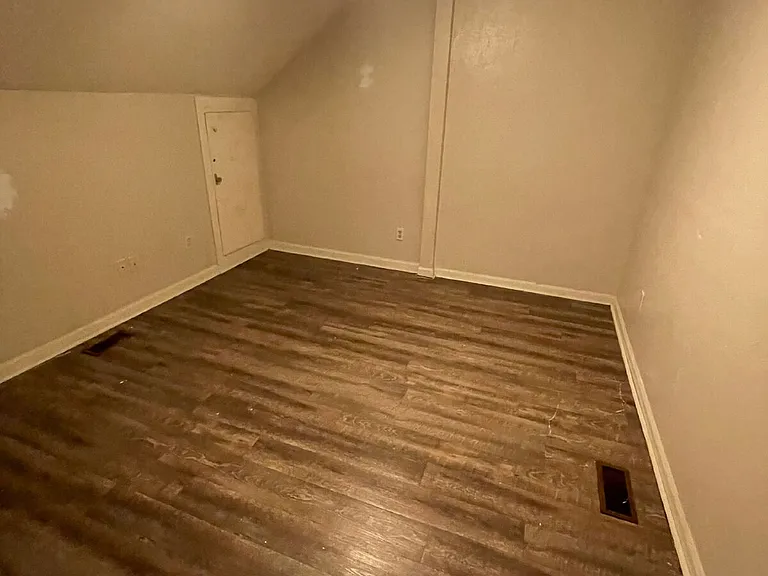 1213 Chee Ln — Photo 13