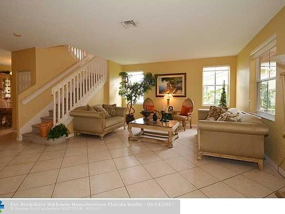 5th image of 1243 Skylark Dr