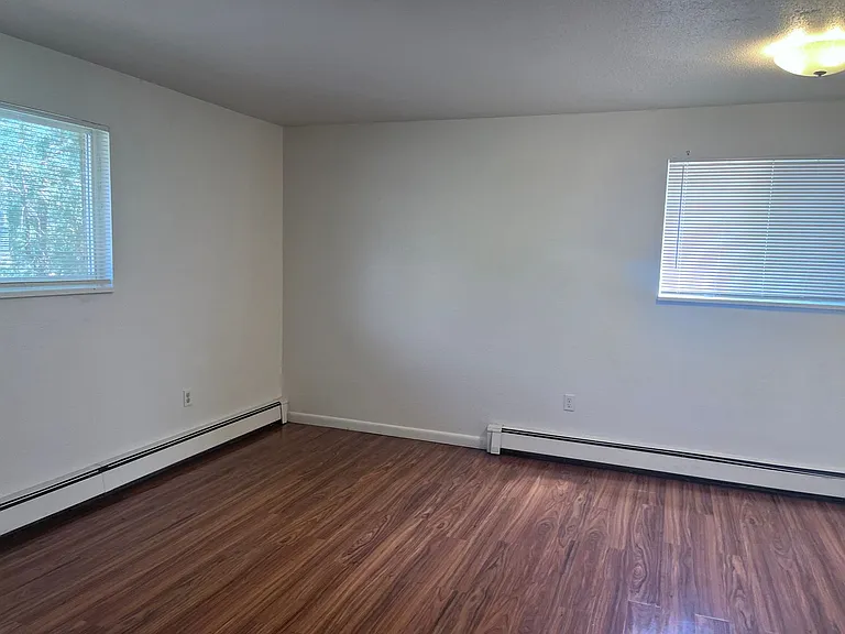 920 James Court — Photo 5