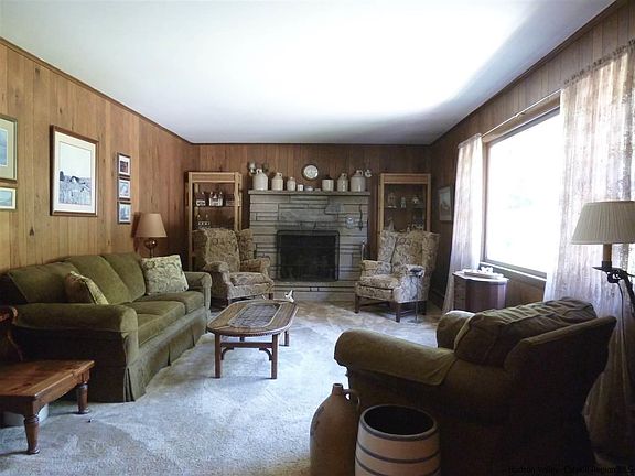 4th image of 12 Clover St