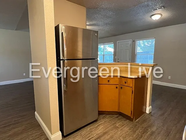 117 Willow Gardens Ct — Photo 8