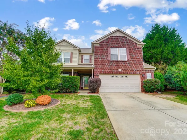 116 Kendrick Farm Dr, Mount Holly, NC 28120