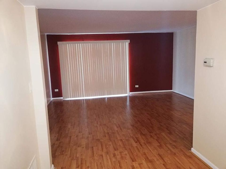 1st image of 12741 S La Crosse Ave APT 2C