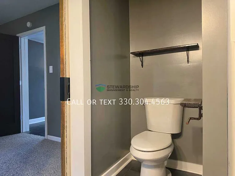 2119 Maple Ave NE — Photo 25