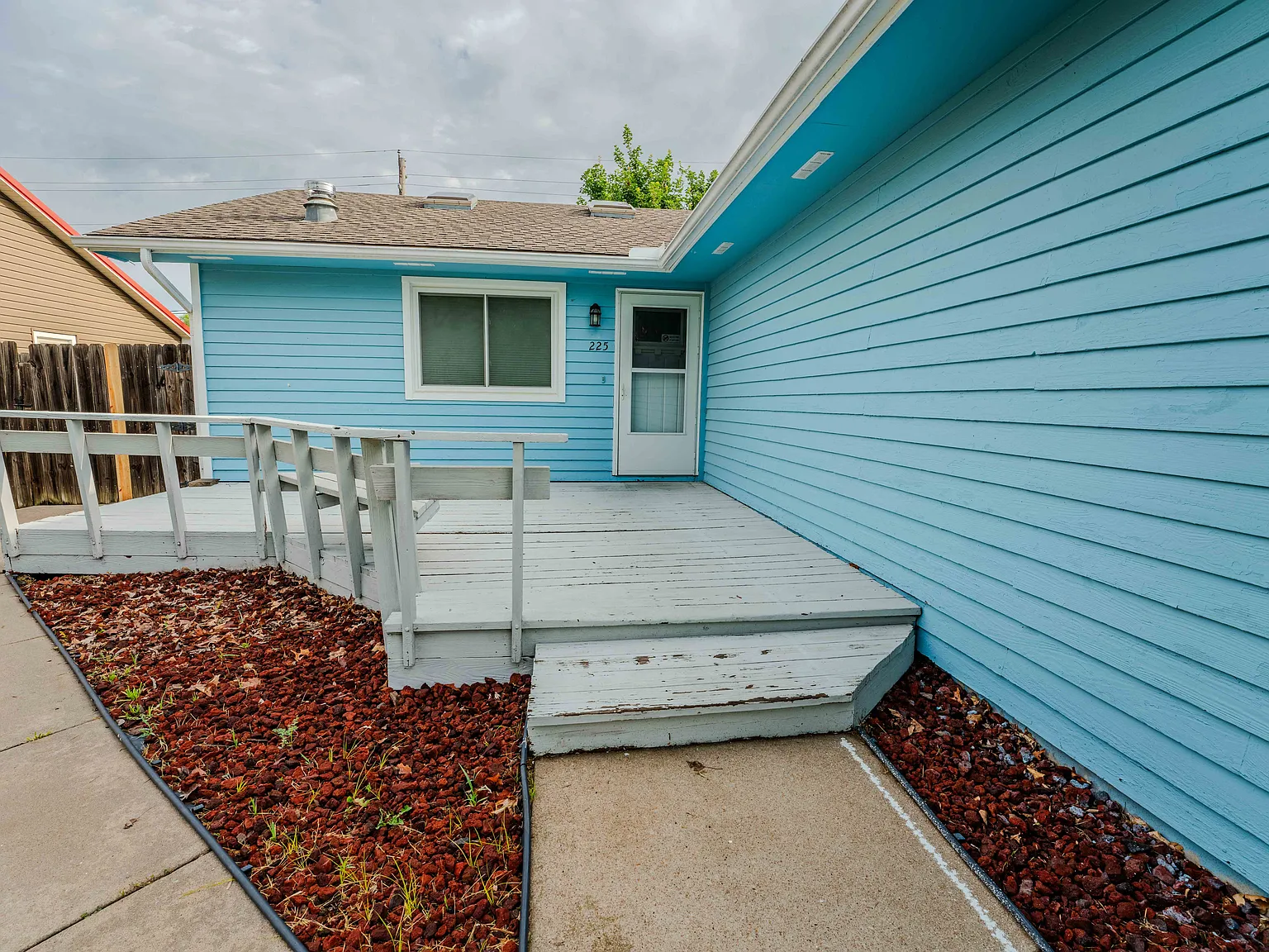 4 bed, 2184 sqft, $2,300 — Photo 4