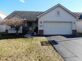 785 Hunting Creek Rd, Temperance, MI 48182