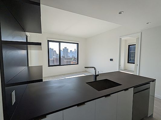 2nd image of 22 Chapel St APT 19C