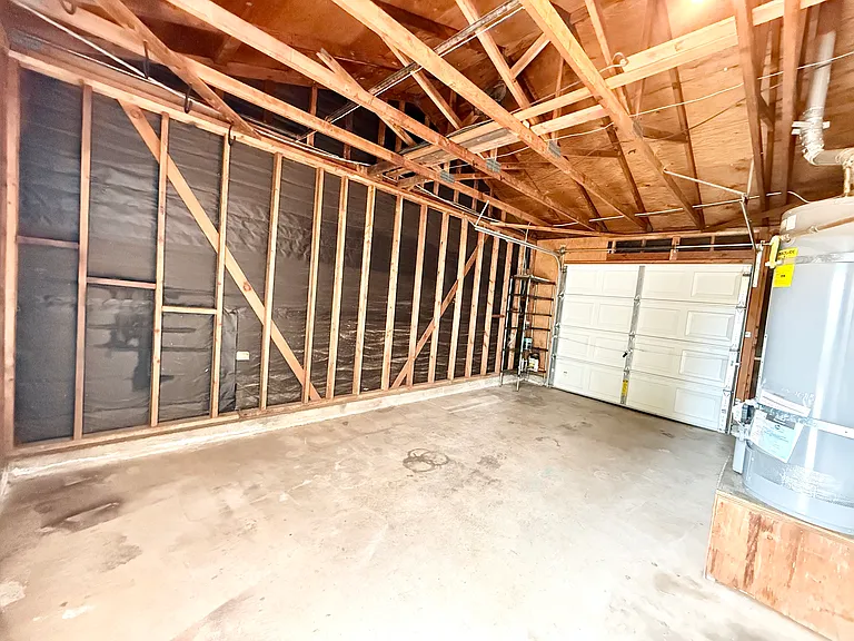 2350 Sea Breeze Dr — Photo 15