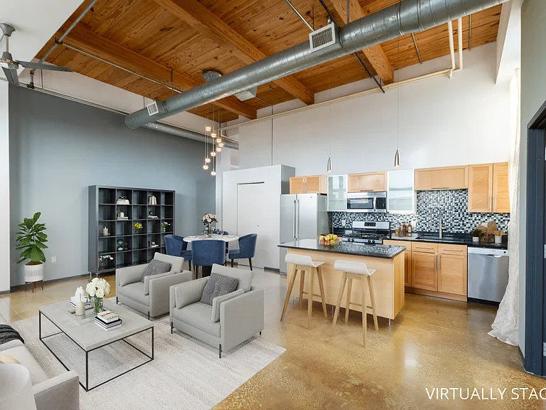 118 Holmes St #405 — Photo 3