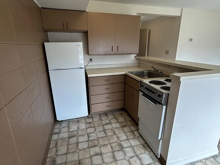 1014 W Bluff St #1 — Photo 2