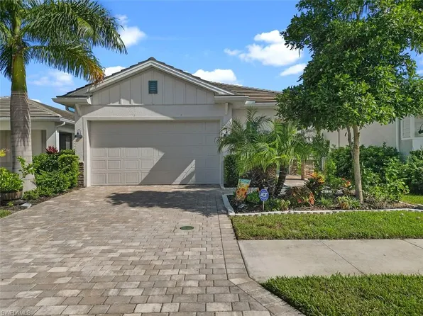 28362 Captiva Shell LOOP, BONITA SPRINGS, FL 34135