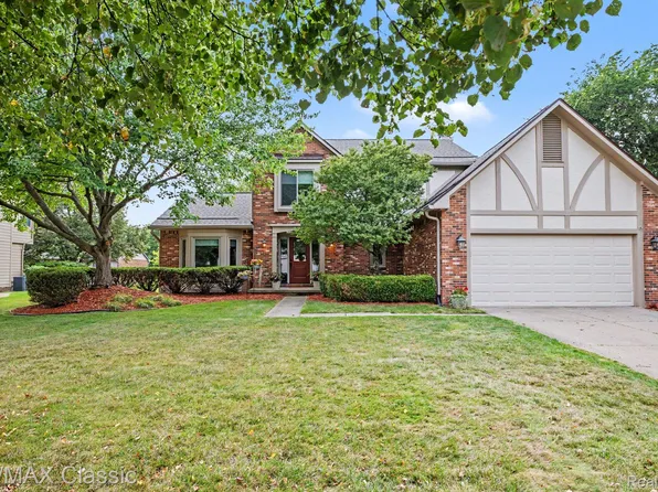 29681 English Way, Novi, MI 48377