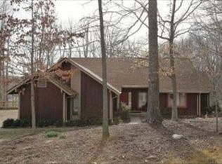 144 Leeward Dr, Moneta, VA 24121