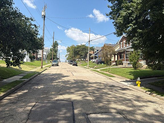 5th image of 3529 Meadow Ave
