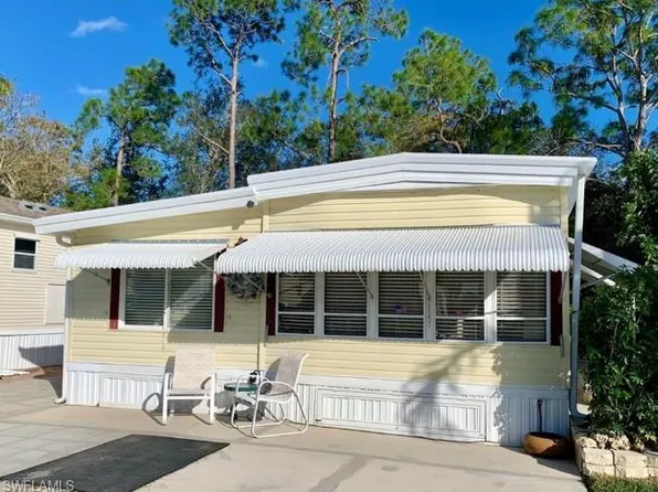 39 Bass LN #39, NAPLES, FL 34114