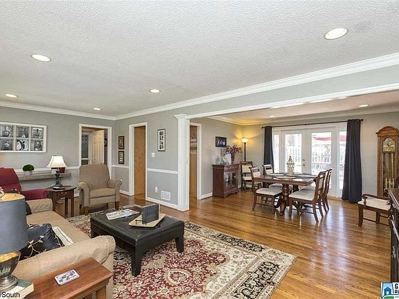 2nd image of 3417 Loch Haven Dr