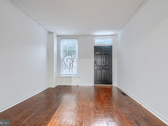 4th image of 1125 William St