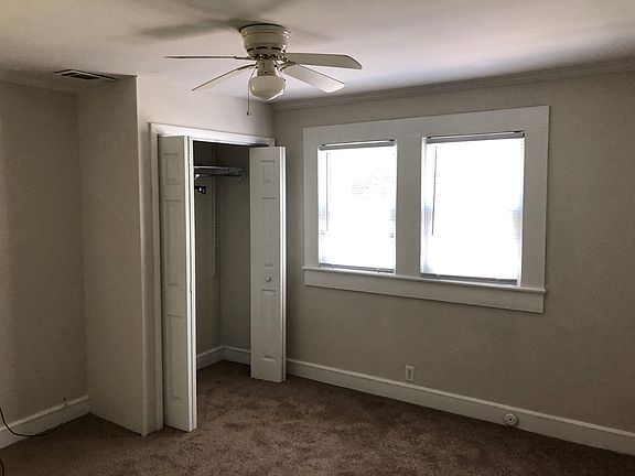5th image of 207 N Church St