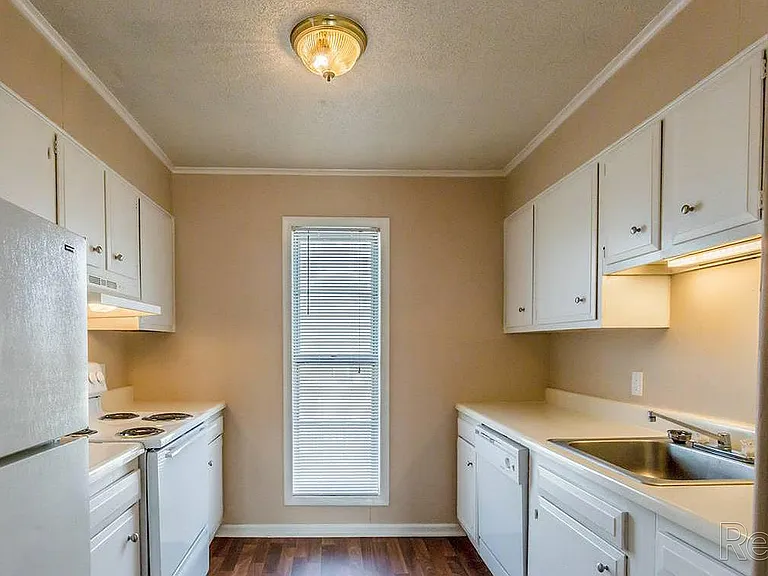 1830 E Johnson Ave #19 — Photo 12