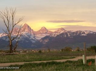 4349 Saddle Bluff Trl, Tetonia, ID 83452