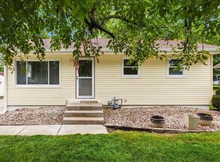 110 Robin Rd, Council Bluffs, IA 51503