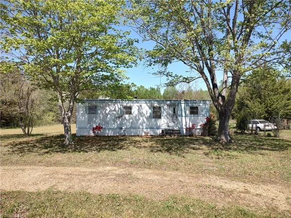 10061 State Highway 700, Pelham, NC 27311