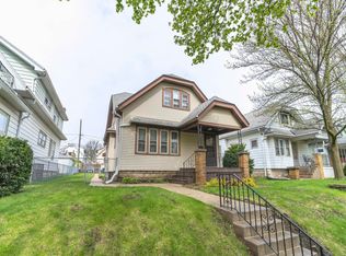 2113 S 65th St, West Allis, WI 53219