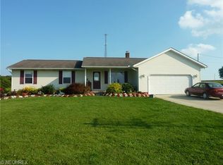 270 S Apple Creek Rd, Apple Creek, OH 44606