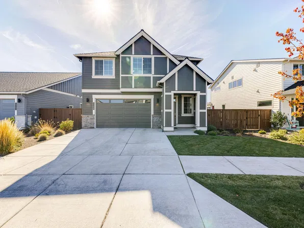 4708 SW Badger Creek Dr, Redmond, OR 97756