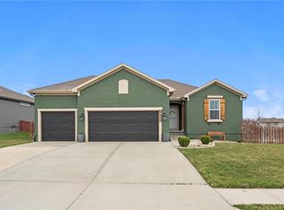 14123 S Inverness St, Olathe, KS 66061