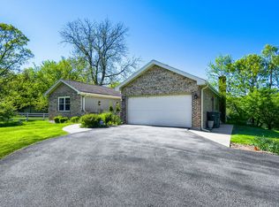 22888 W North Lakewood Ln, Lake Zurich, IL 60047
