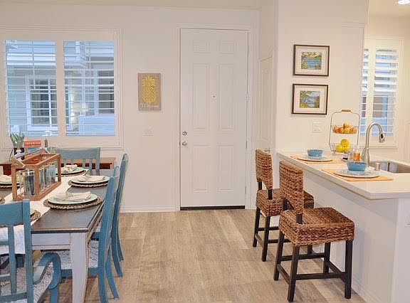 4th image of 521 Turnstone Ln