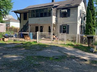 62 N 4th St #1F, Ansonia, CT 06401