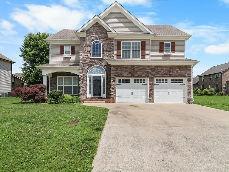 1093 Willow Cir — Photo 4