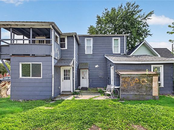 2nd image of 107 W Pulteney St