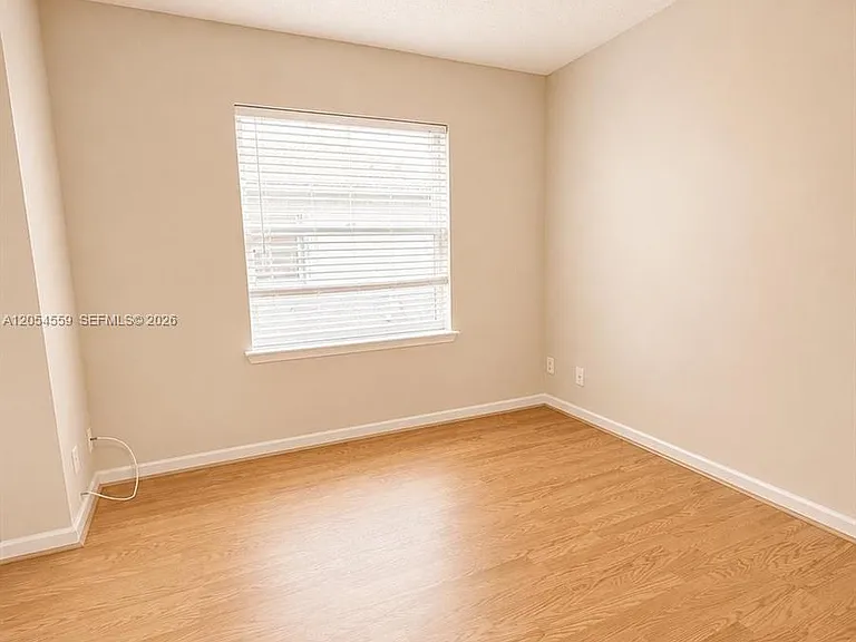 7337 Smithbrooke Dr — Photo 18